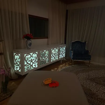 Kohinoor Legacy Villa Tirana