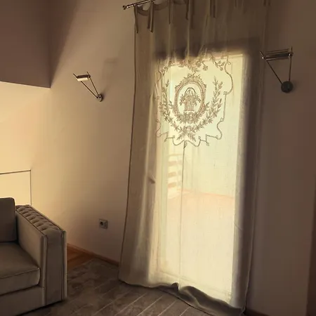 Kohinoor Legacy Villa Tirana
